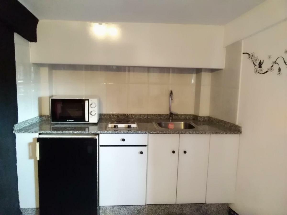 Apartamentos Blanco Y Negro А Гуарда Екстериор снимка
